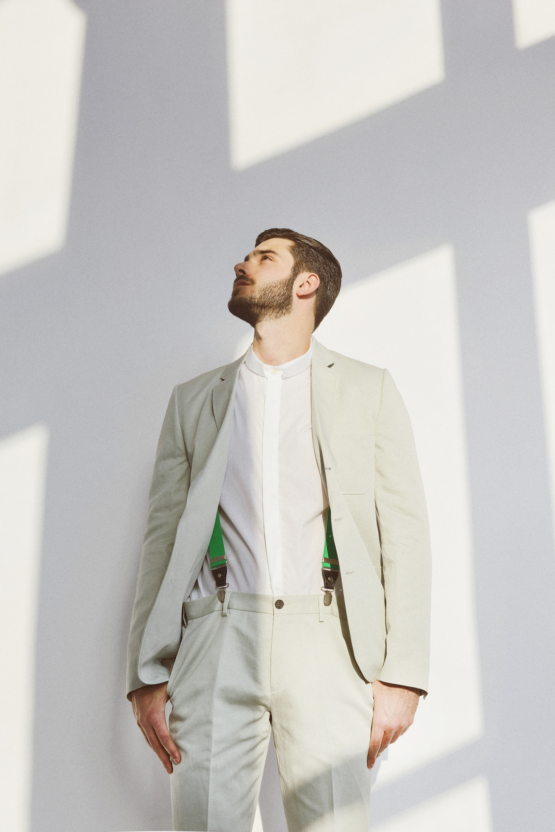 Риза ERMANO SCERVINNO от PAP, костюм PAUL SMITH от TREND BOX, тиранти ELITE COLLECTION Риза ERMANO SCERVINNO от PAP, костюм PAUL SMITH от TREND BOX, тиранти ELITE COLLECTION
