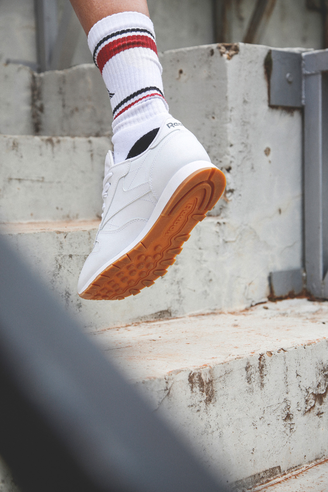 Чорапи: Stinky Socks, Обувки: Reebok от Foot Court