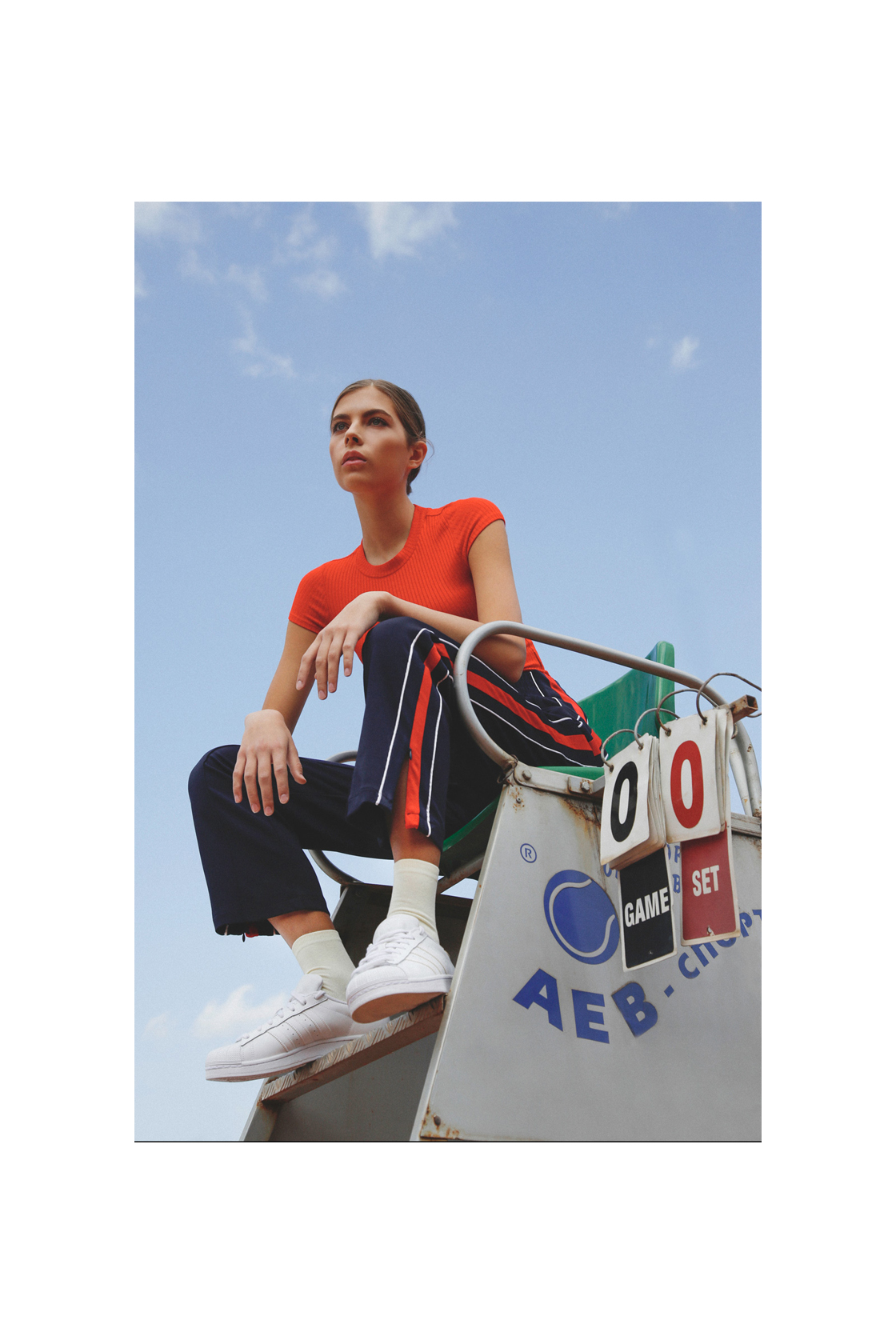 Боди и панталон: H&M, Oбувки: Adidas Originals
