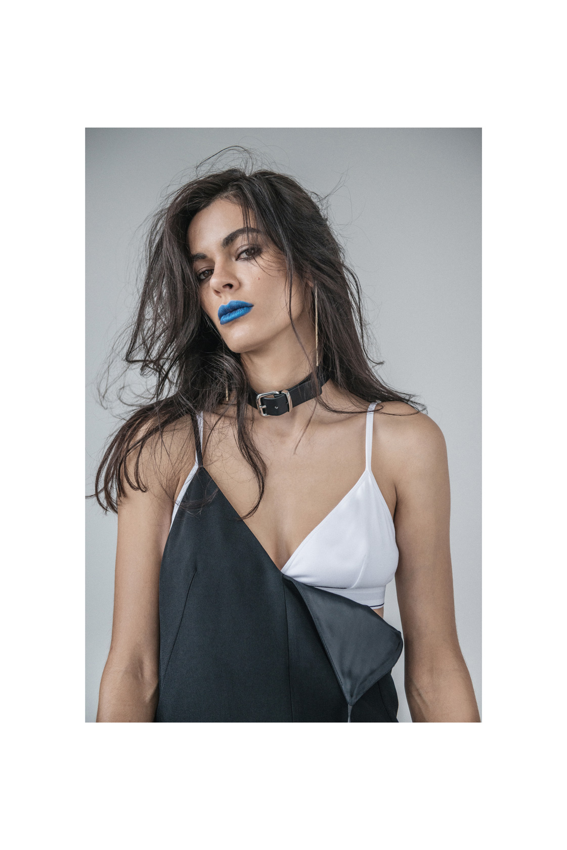 Рокля и обици H&M, бельо Diesel