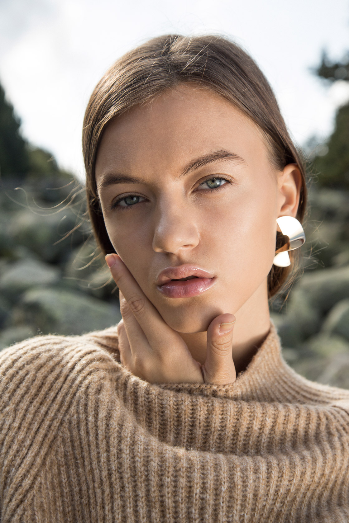 Пуловер и обеци H&M