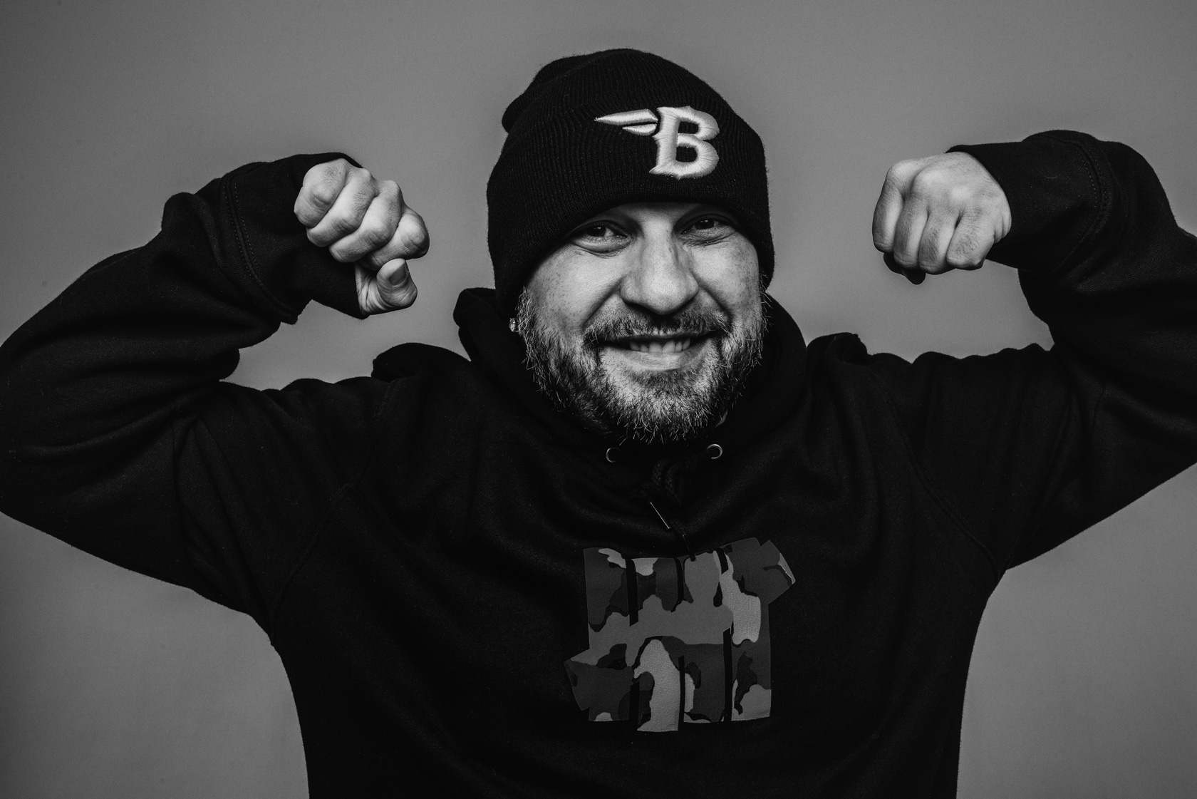8 8
