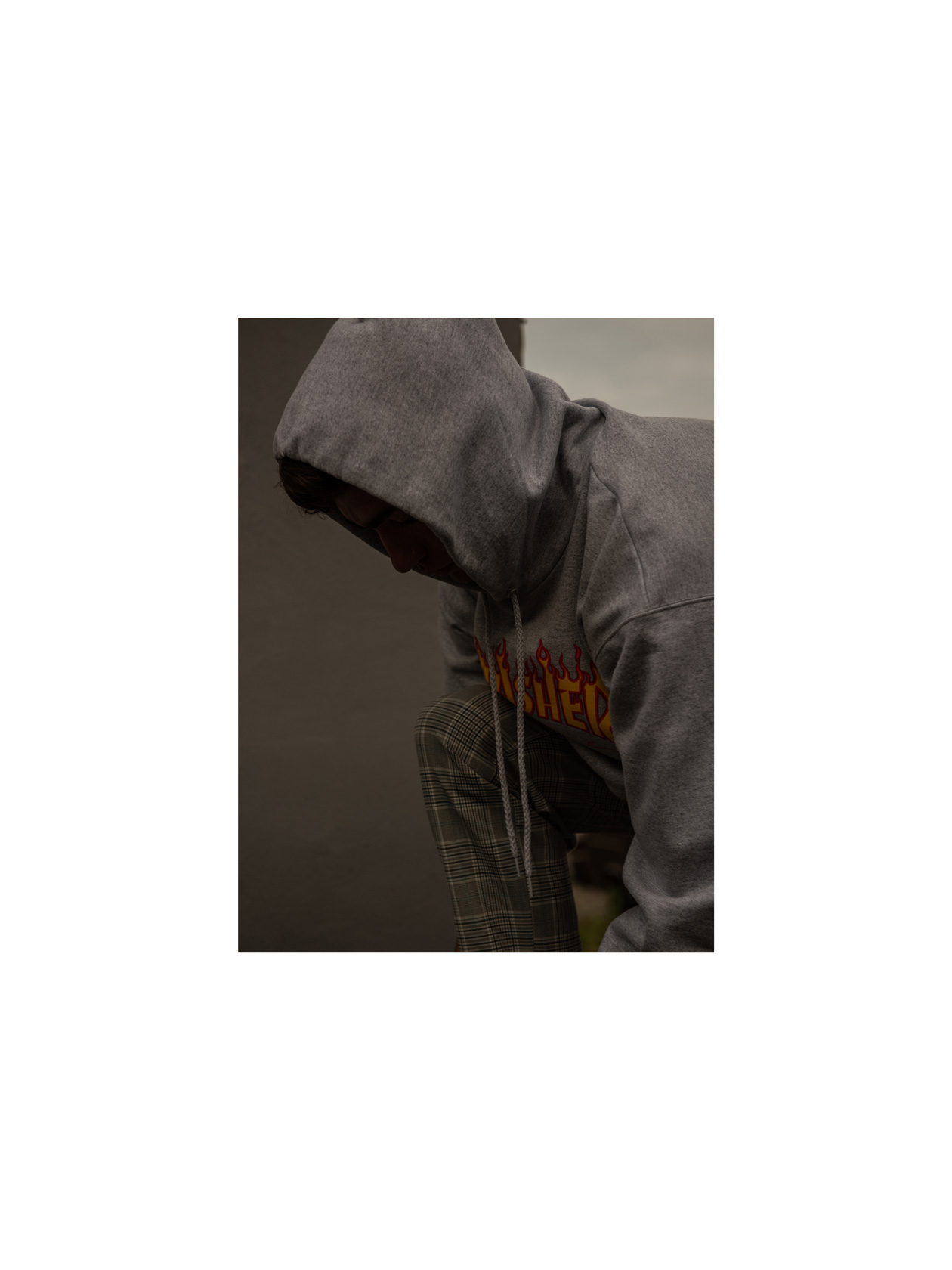 Суичър Thrasher от BLOK, панталон H&M