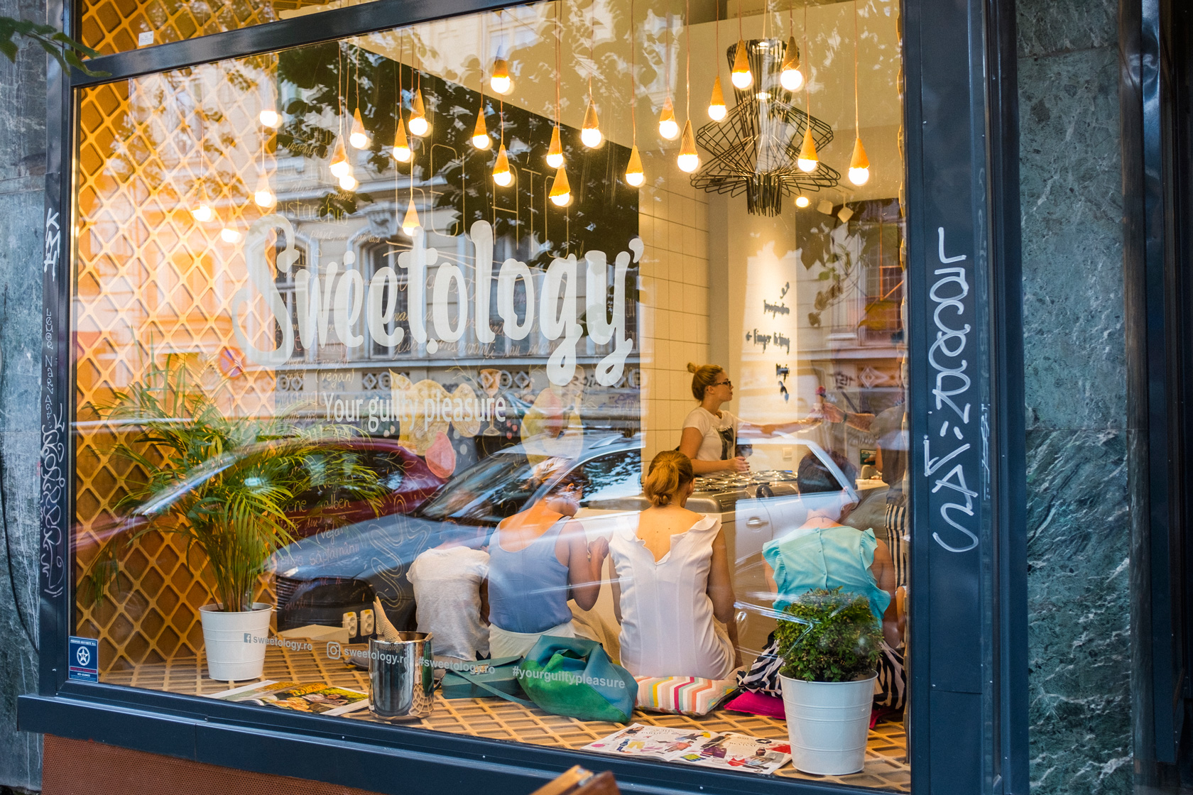SWEETOLOGY_01 SWEETOLOGY_01