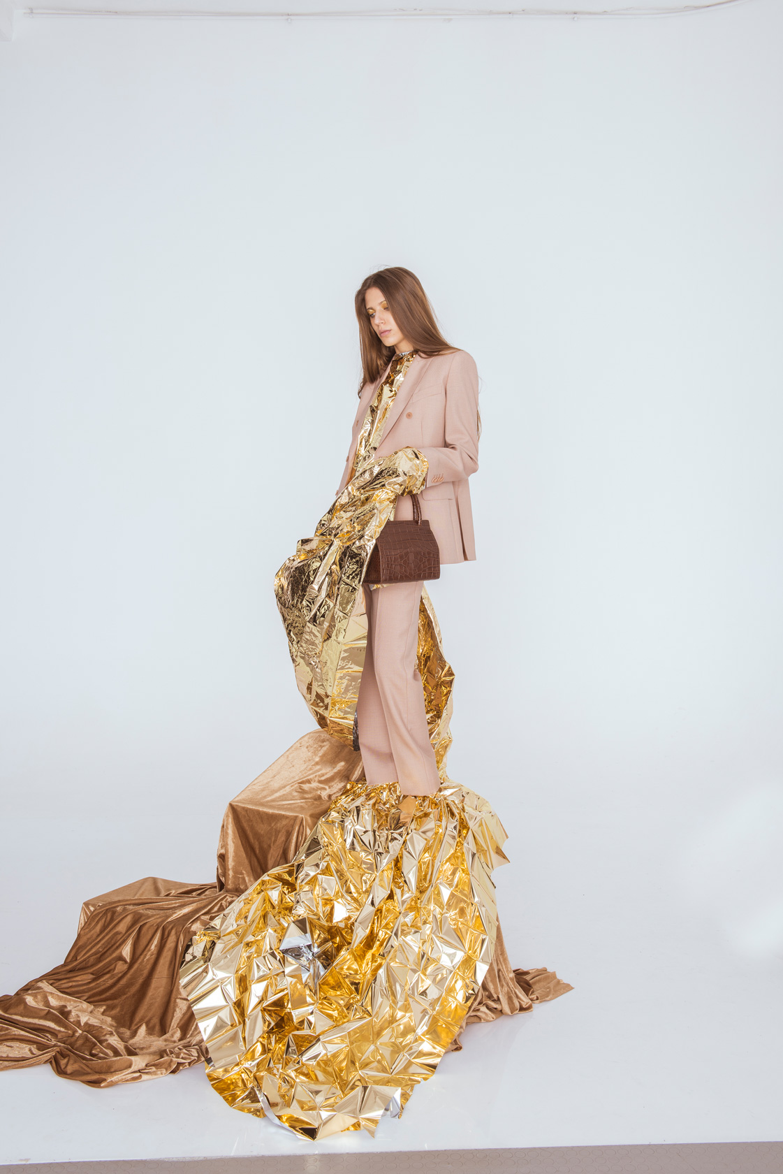 Сако и панталон MaxMara, чанта byFAR