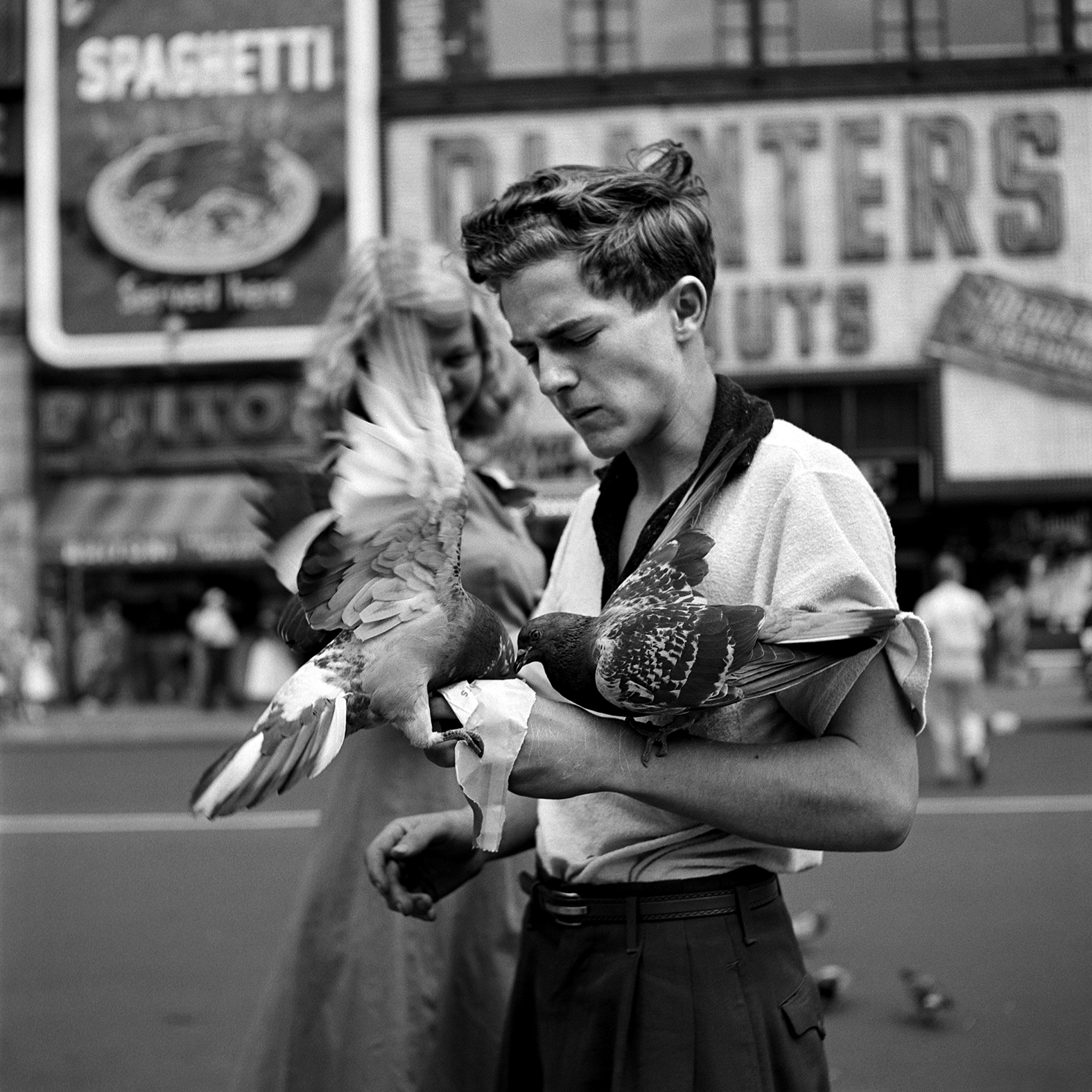 NYC_1954_nyc©Estate of Vivian NYC_1954_nyc©Estate of Vivian