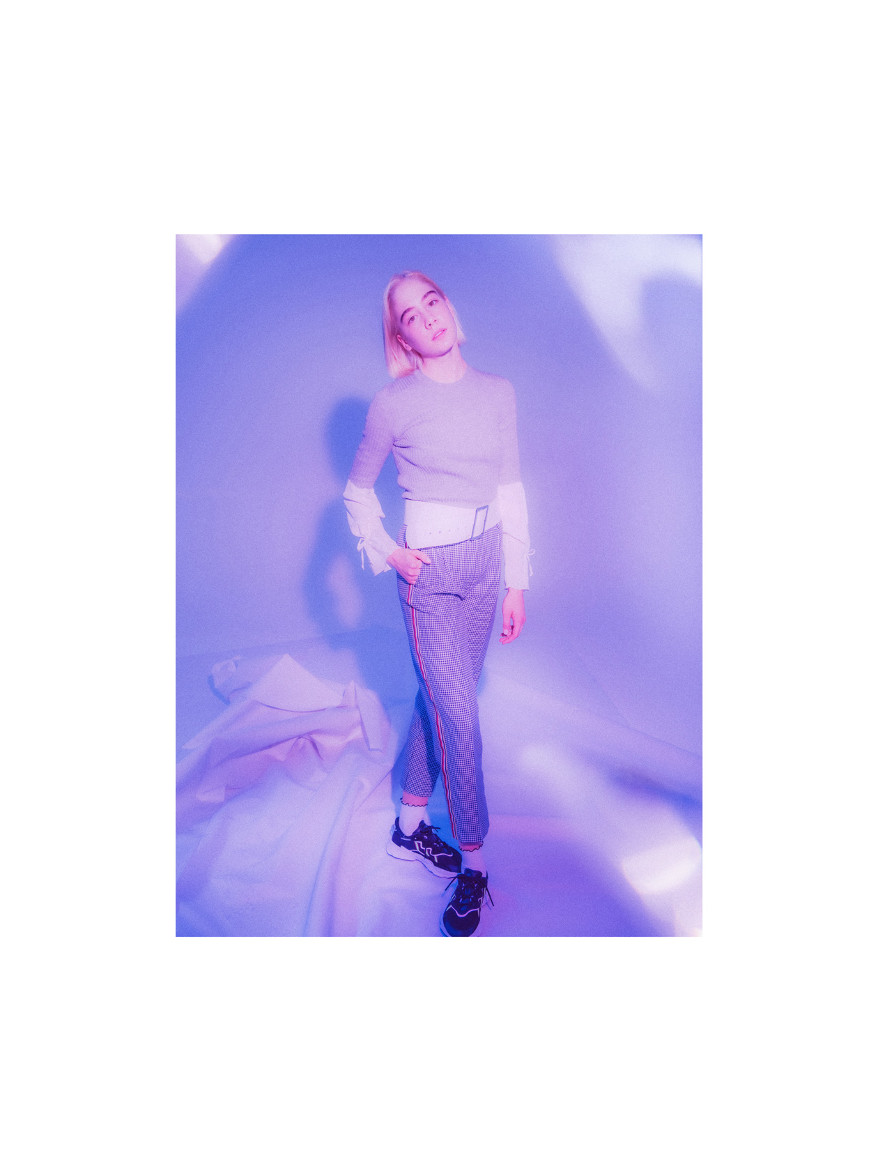 блуза Jil Sander от Koncept 7, риза Marc Cain от Week&Shop MDL, панталон Tommy Hilfiger, маратонки adidas, колан и чорапи aрхив